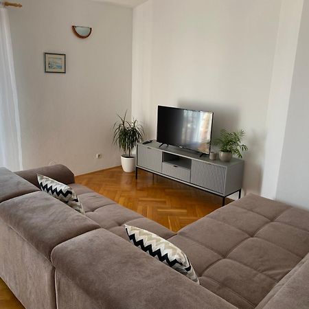 Apartmani Niks Makarska Exterior foto